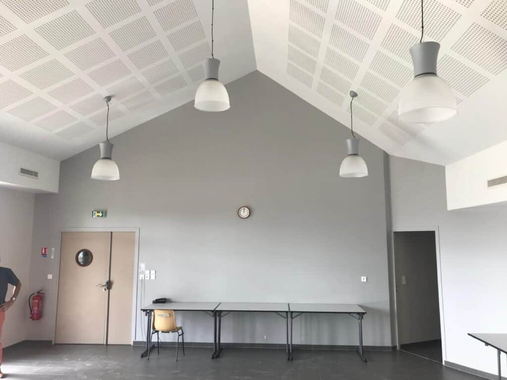 Installation d’un plafond acoustique dans l’Eure